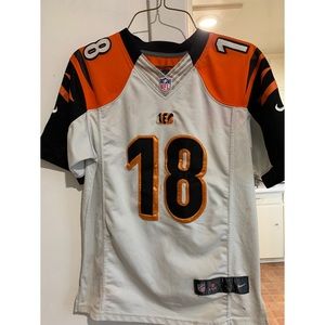 Boys Size M NFL Bengals Jersey AJ Green